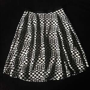 Bobeau Black and White Fit and Flare Midi Skirt | Size M